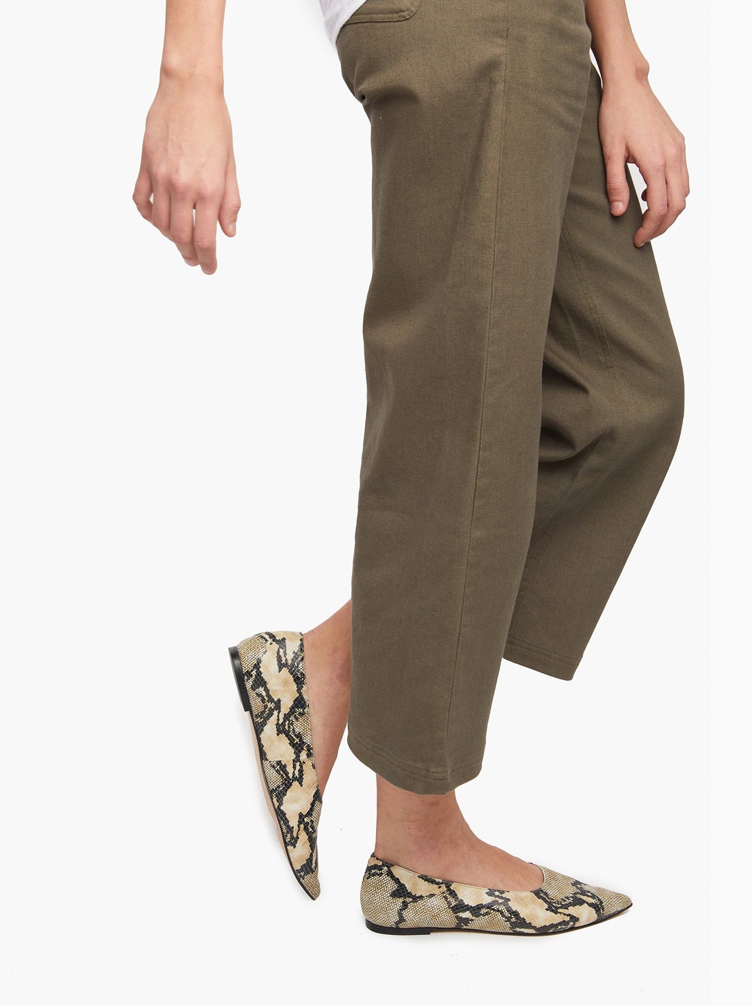 Liz Flat sold by Able product image thumbnail 7