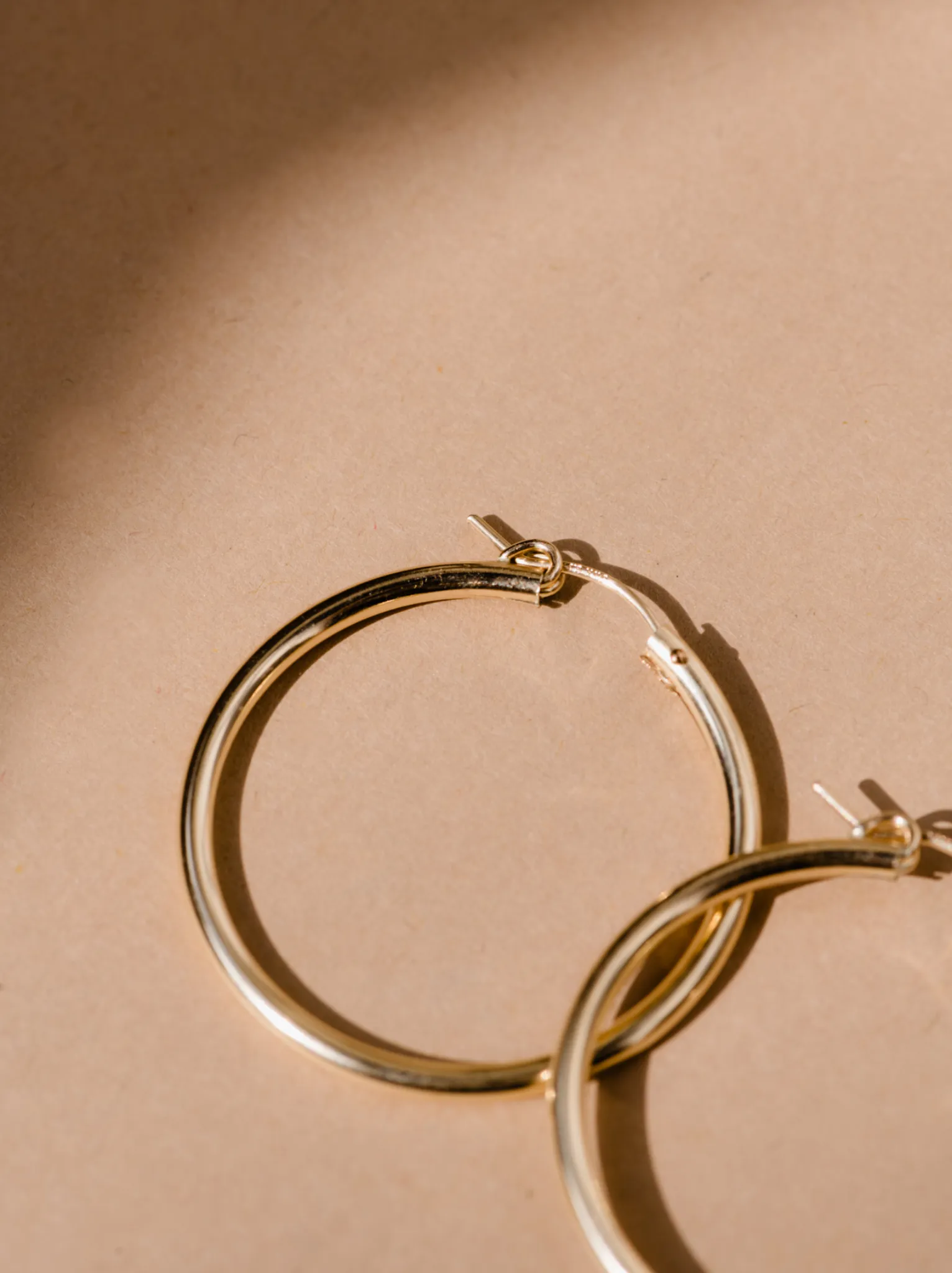 Lyss Hoops sold by Able