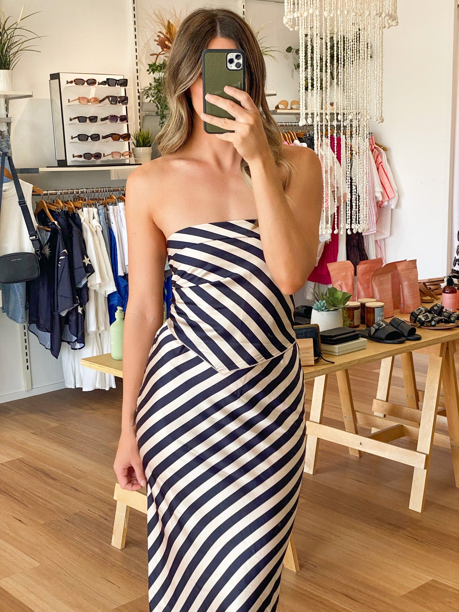 Bianca Set sold by About A Girl product image thumbnail 3