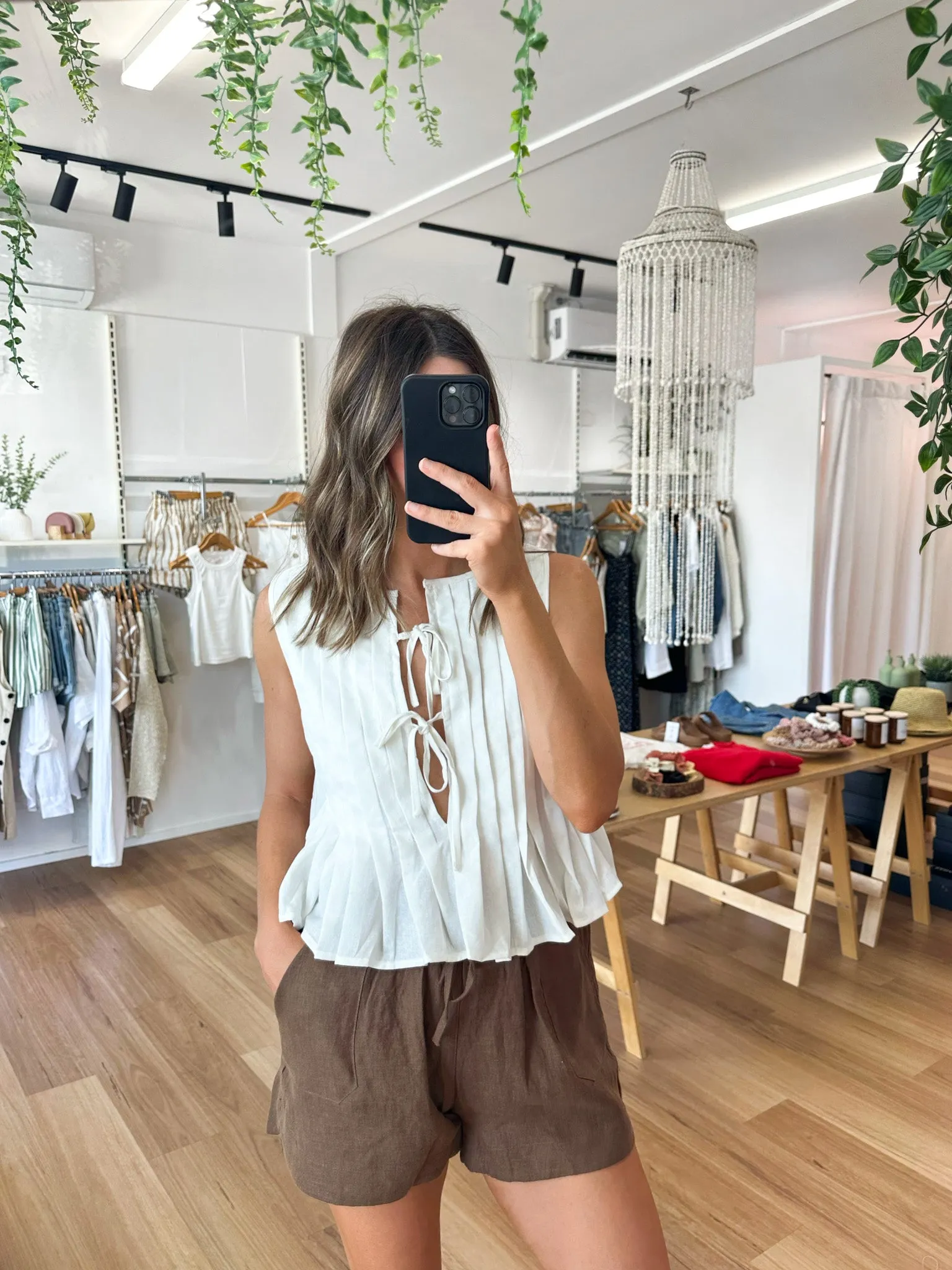 Bronte Linen Shorts Brown sold by About A Girl product image thumbnail 3