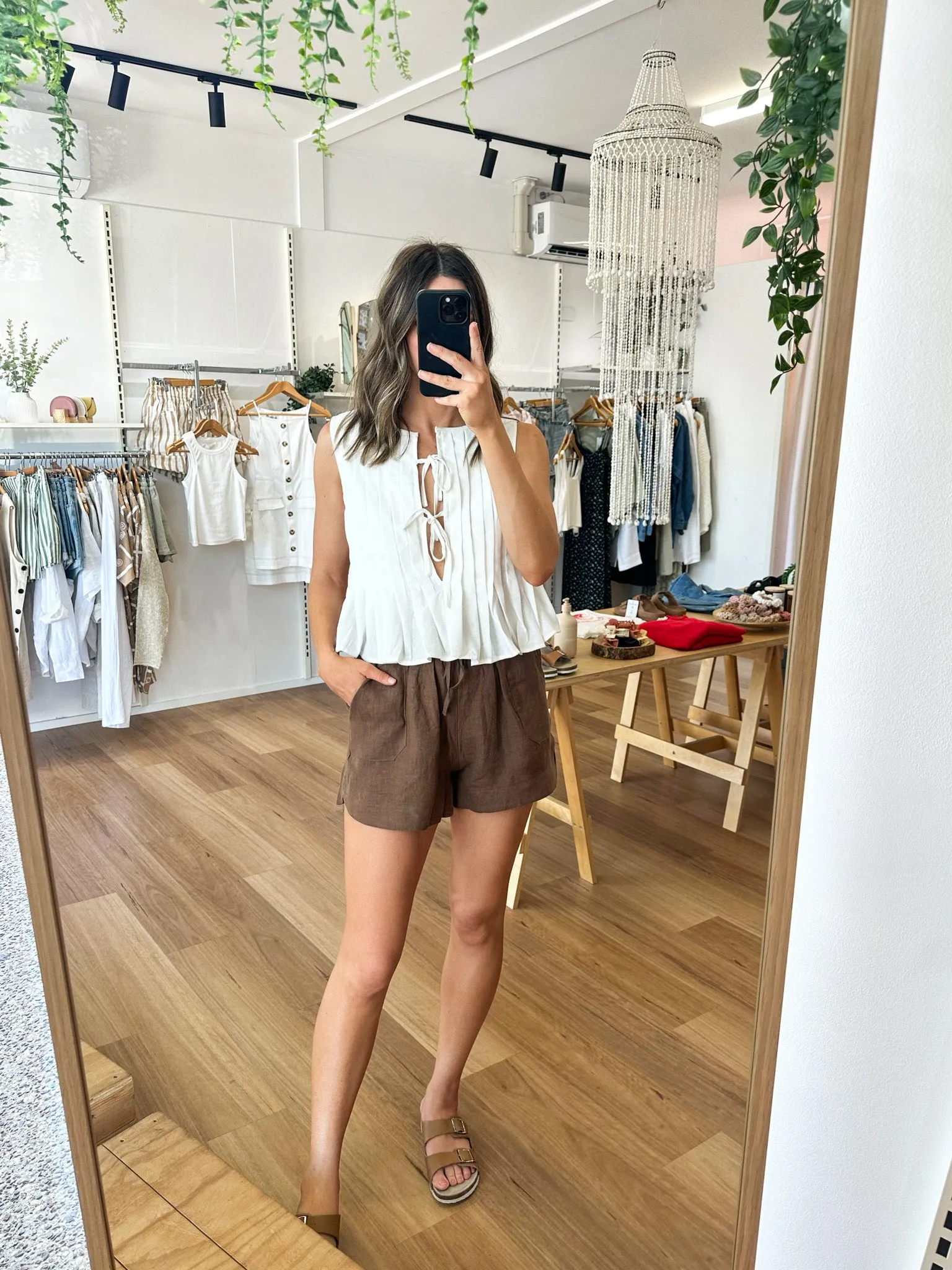 Bronte Linen Shorts Brown sold by About A Girl product image thumbnail 4