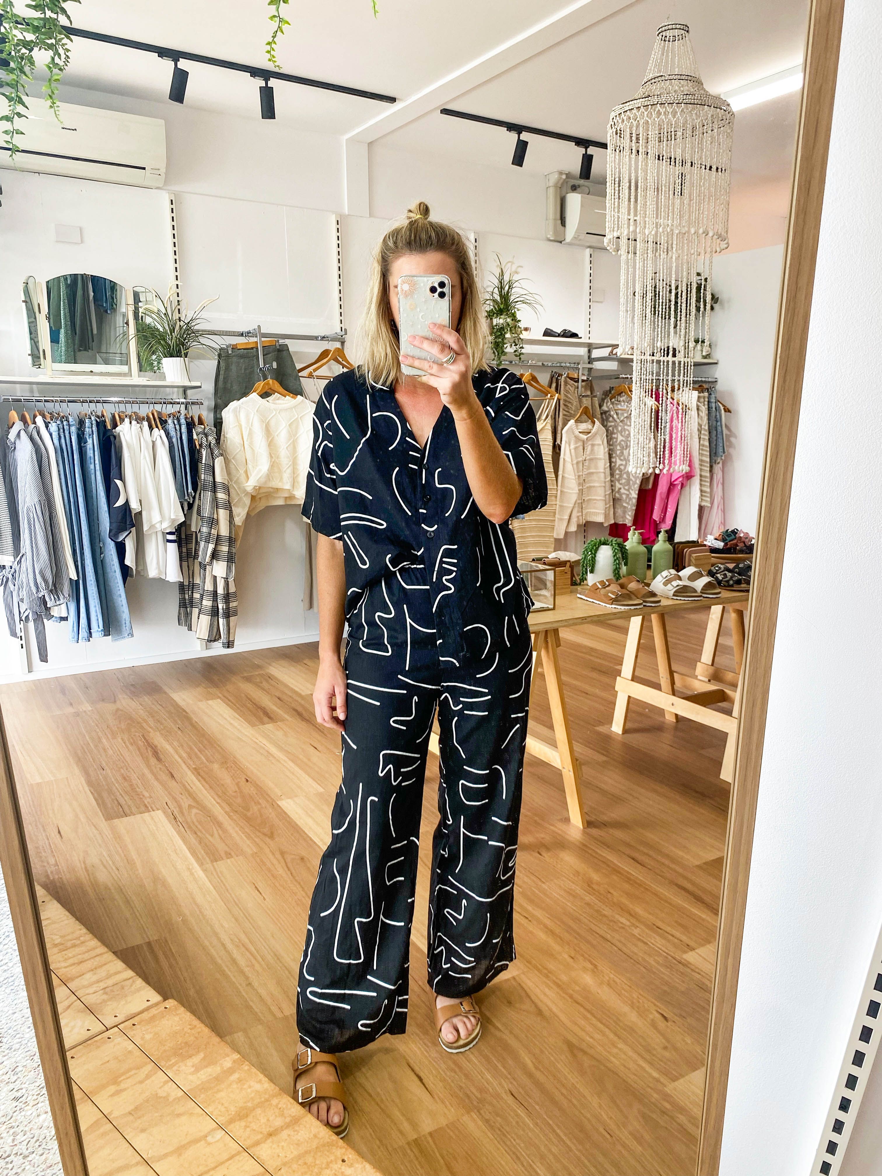 Sophie Pant Set Black sold by About A Girl