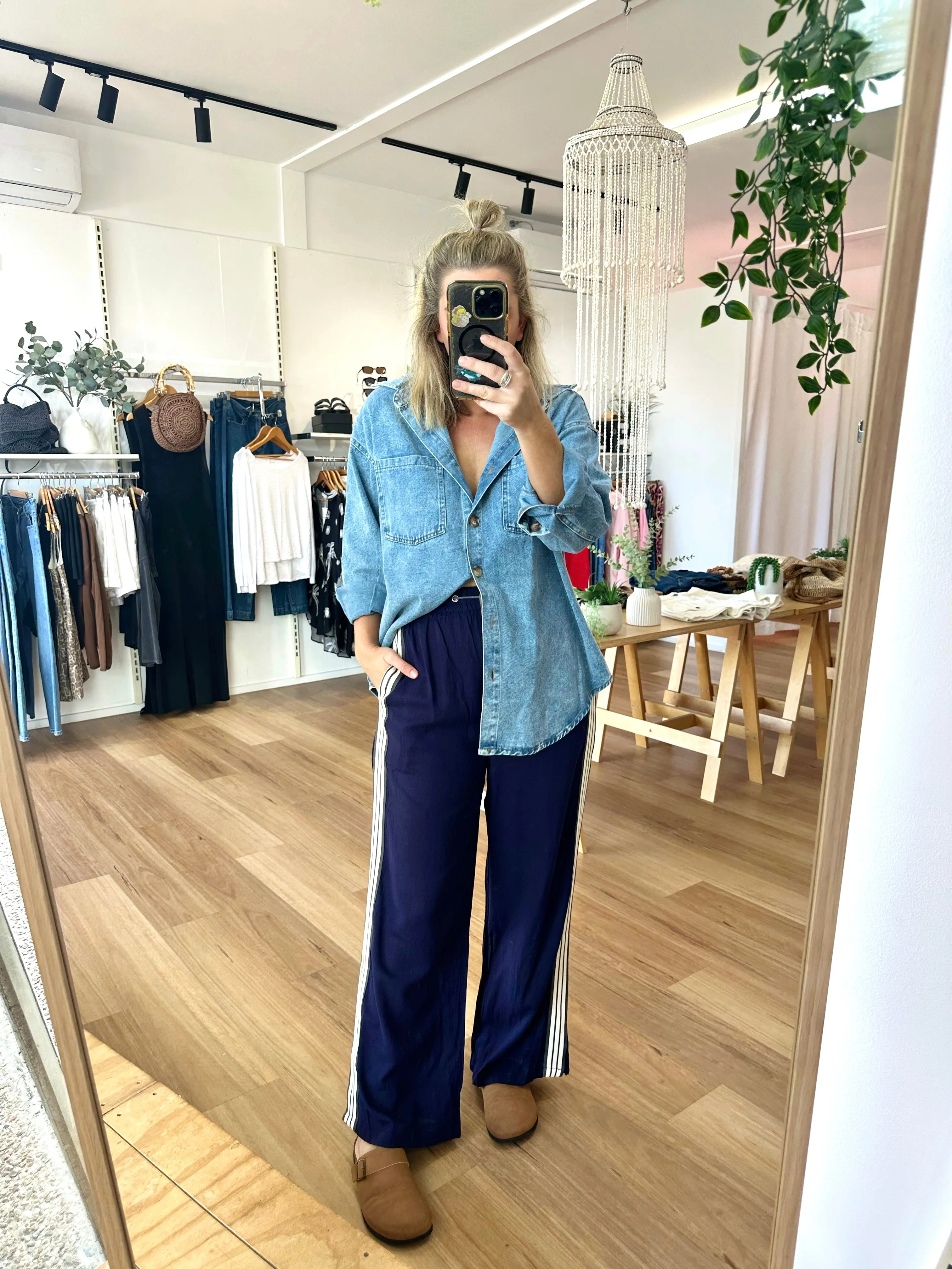 Iris Pants Navy sold by About A Girl