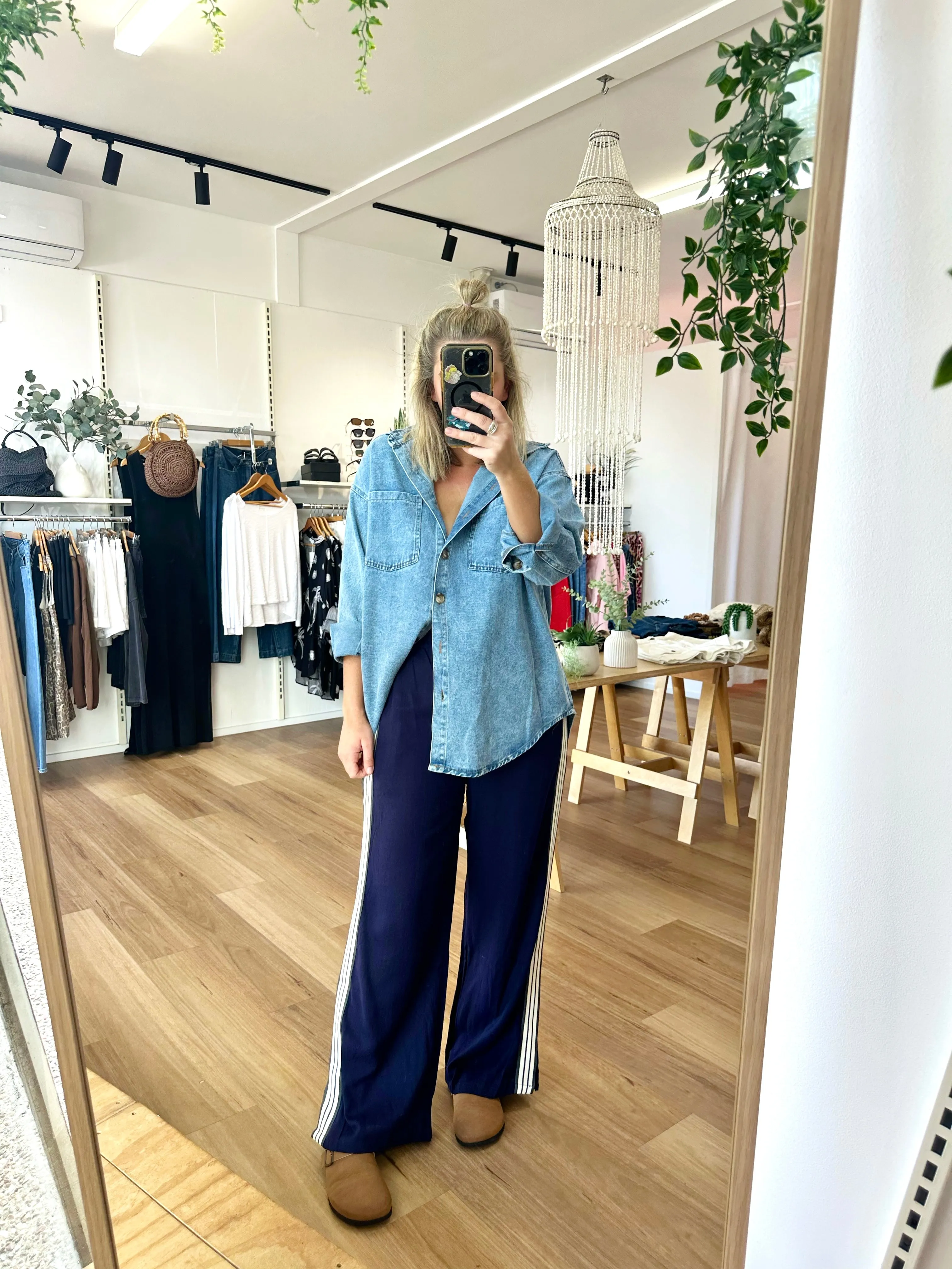 Iris Pants Navy sold by About A Girl product image thumbnail 4