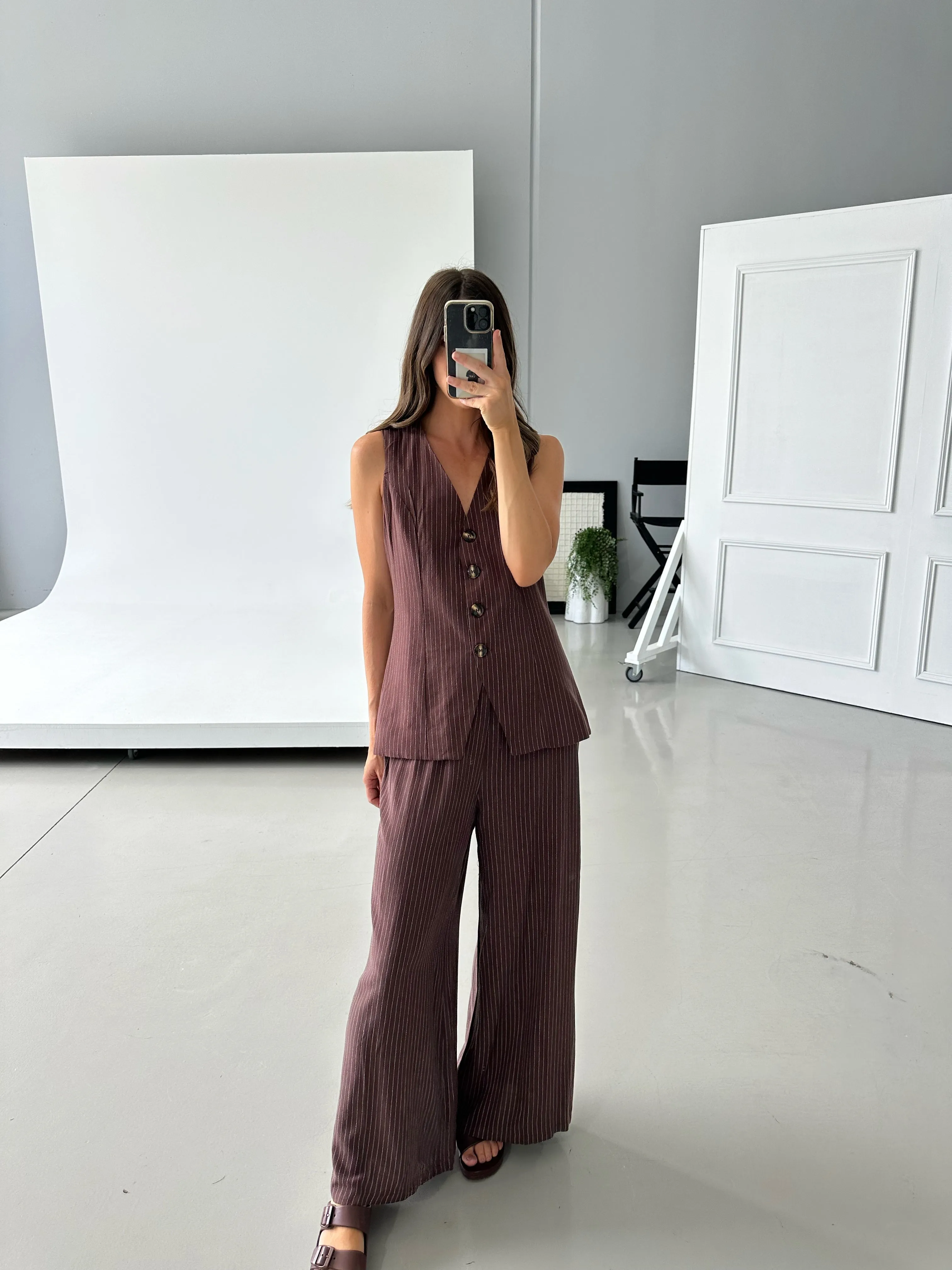 Blake Linen Pants Chocolate sold by About A Girl product image thumbnail 2