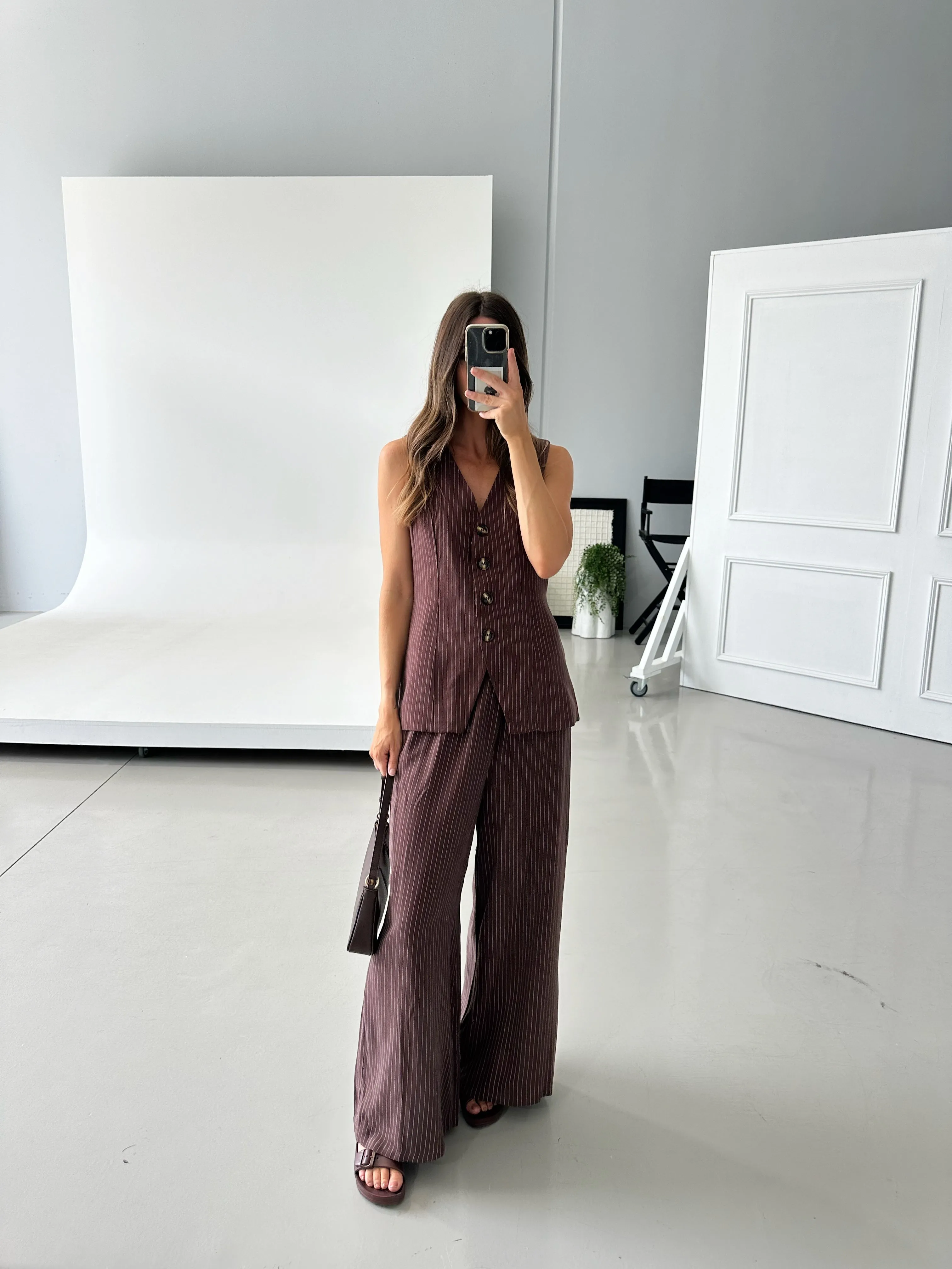 Blake Linen Pants Chocolate sold by About A Girl product image thumbnail 3