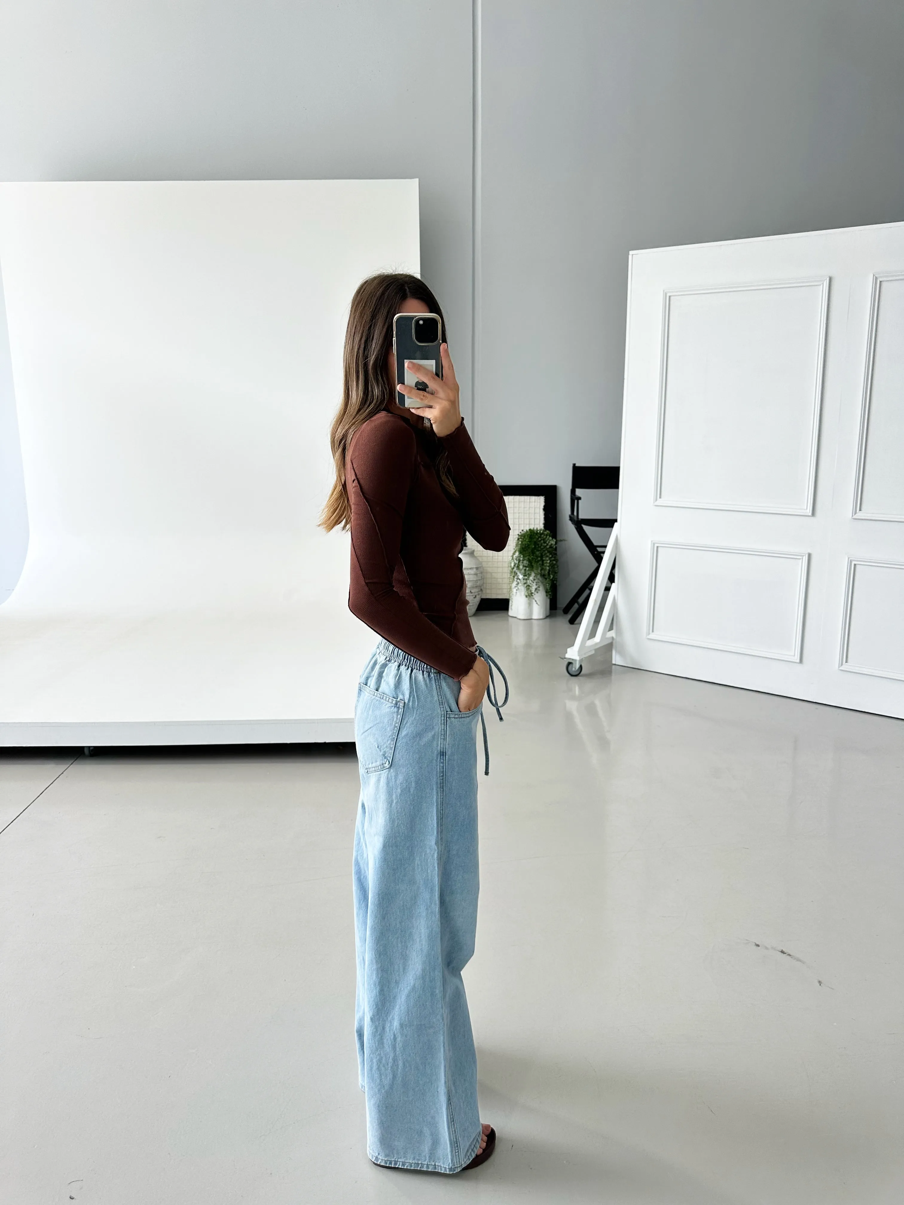 Alex Jeans sold by About A Girl