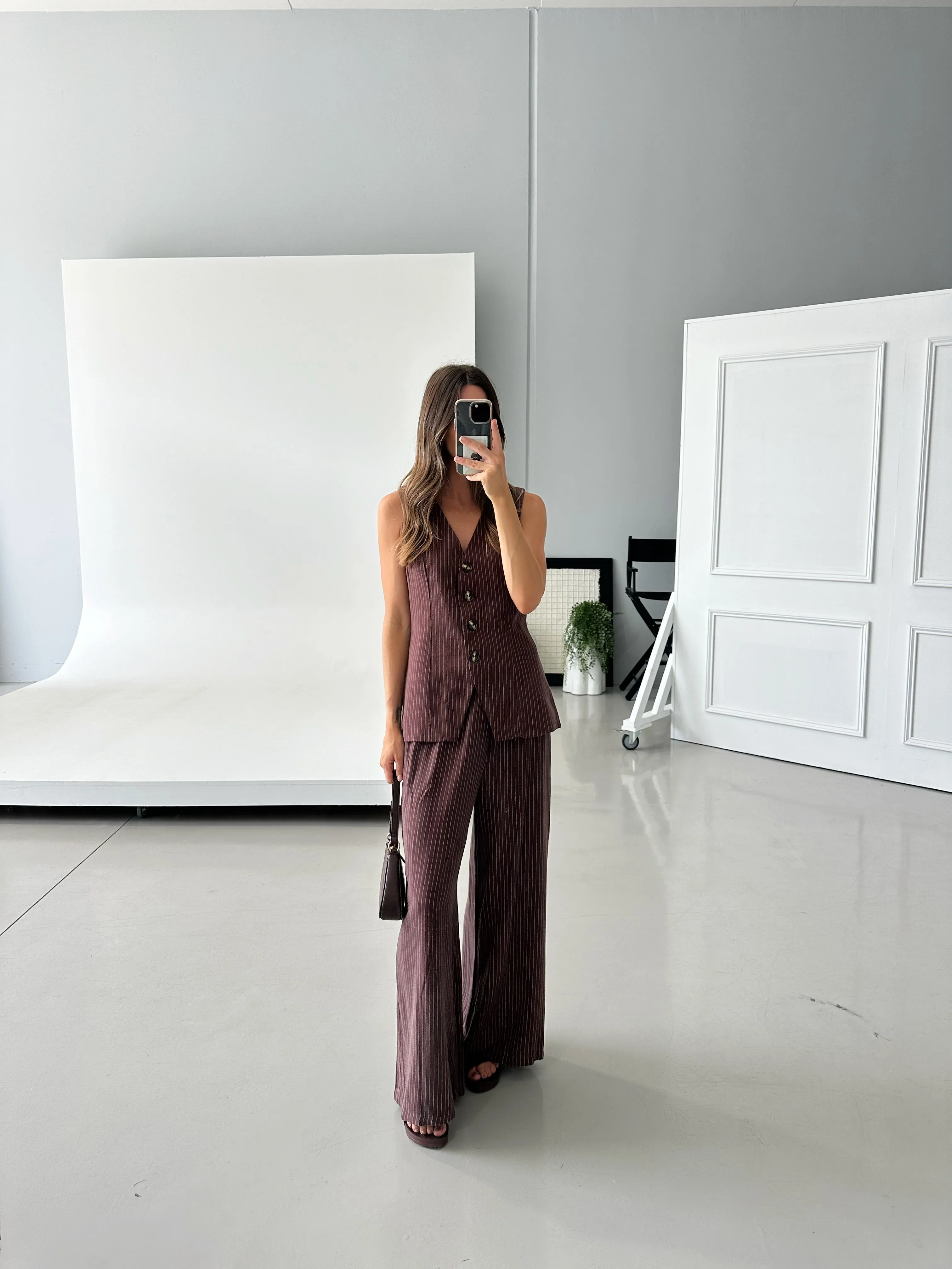 Blake Linen Vest Chocolate sold by About A Girl product image thumbnail 4