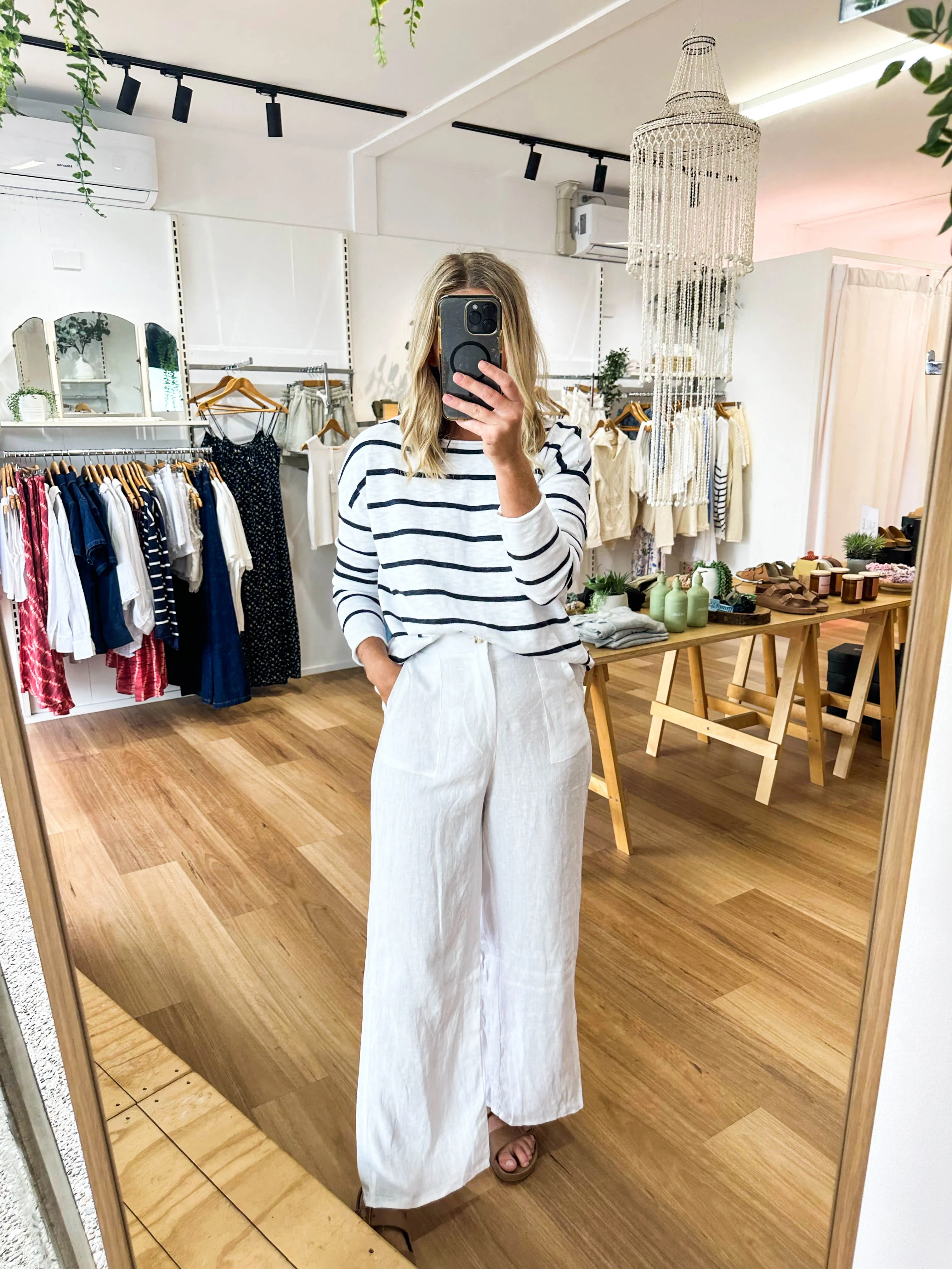 Jude Linen Pants White sold by About A Girl