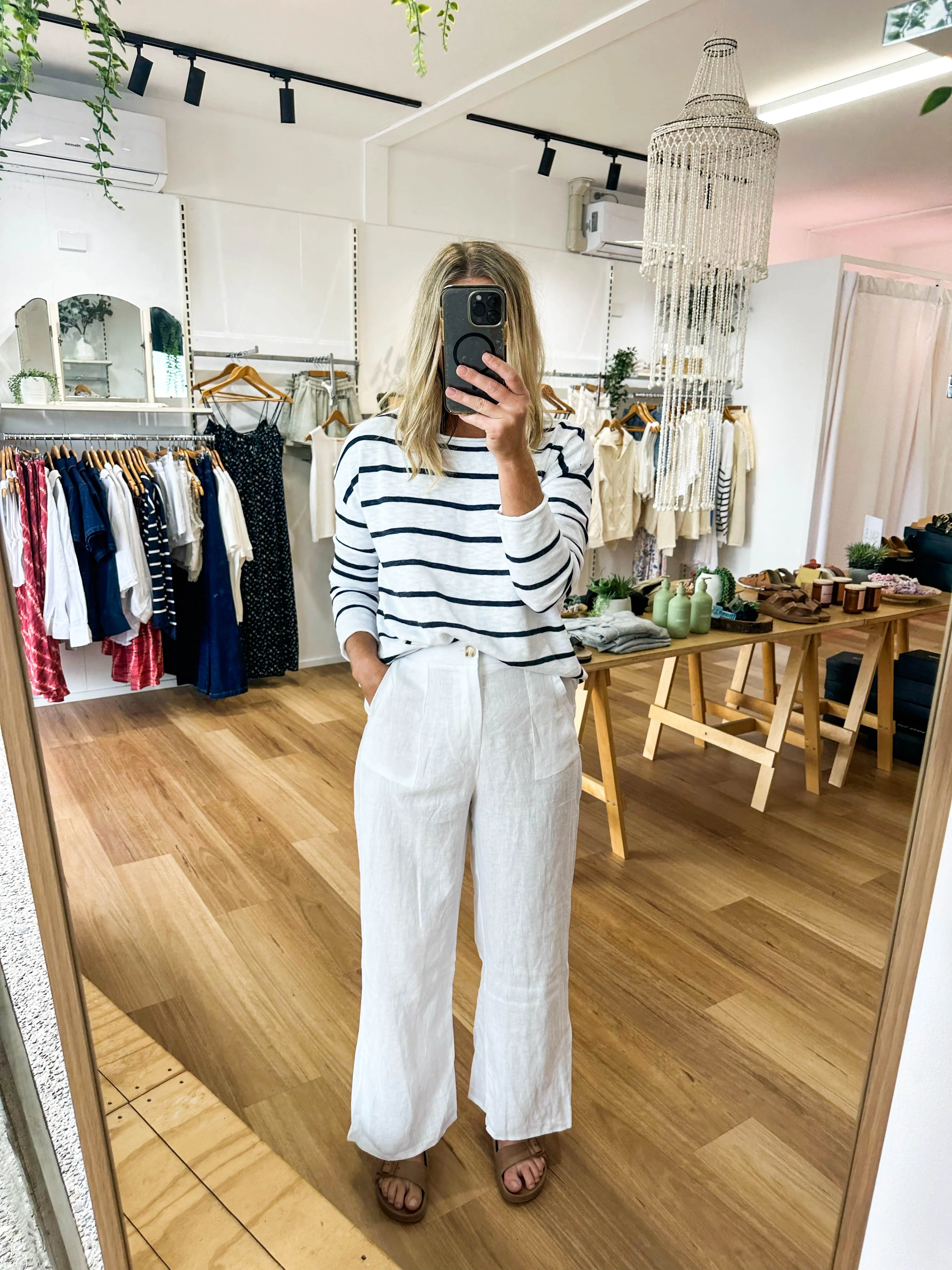 Jude Linen Pants White sold by About A Girl product image thumbnail 4