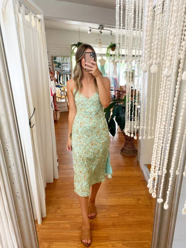 Harly Dress sold by About A Girl