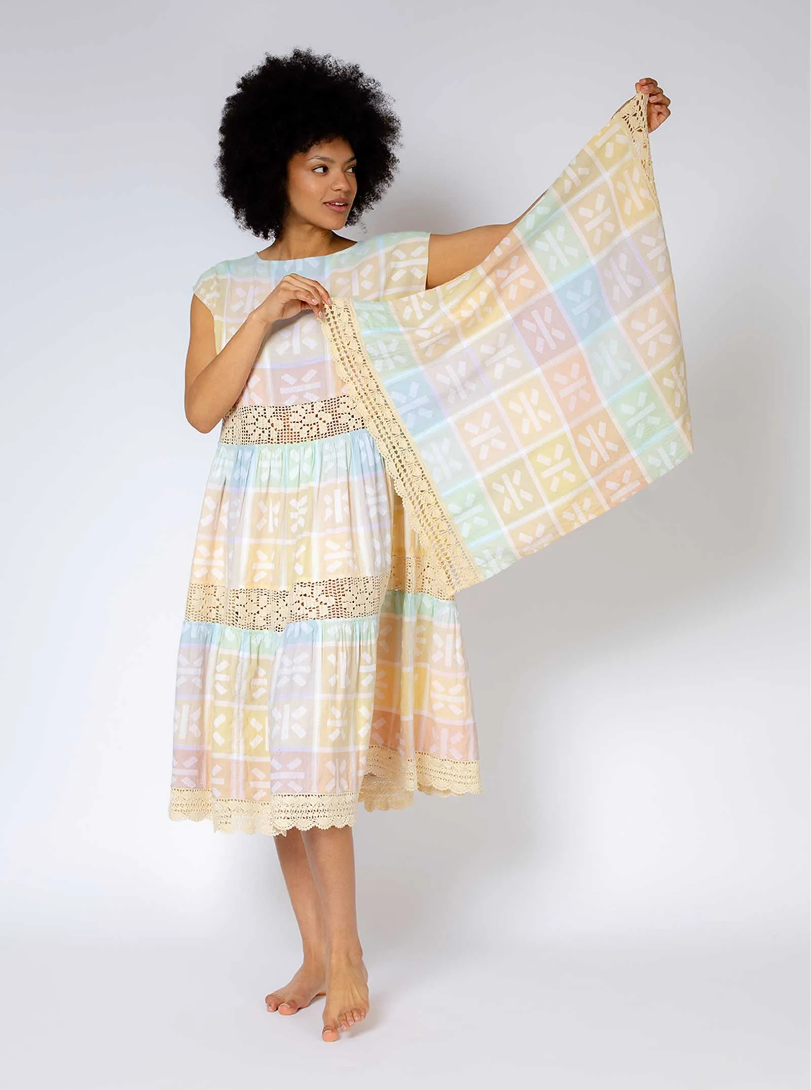 sample sale | crochet bandana meringue sold by Ace & Jig product image thumbnail 4