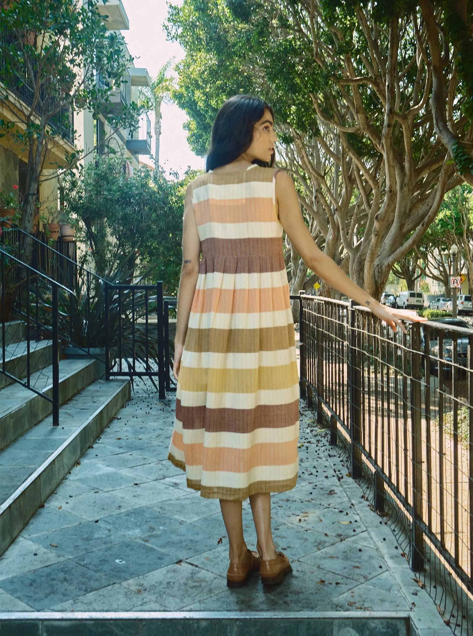 sample sale | cliff dress waikiki | XXS & 4X sold by Ace & Jig product image thumbnail 3