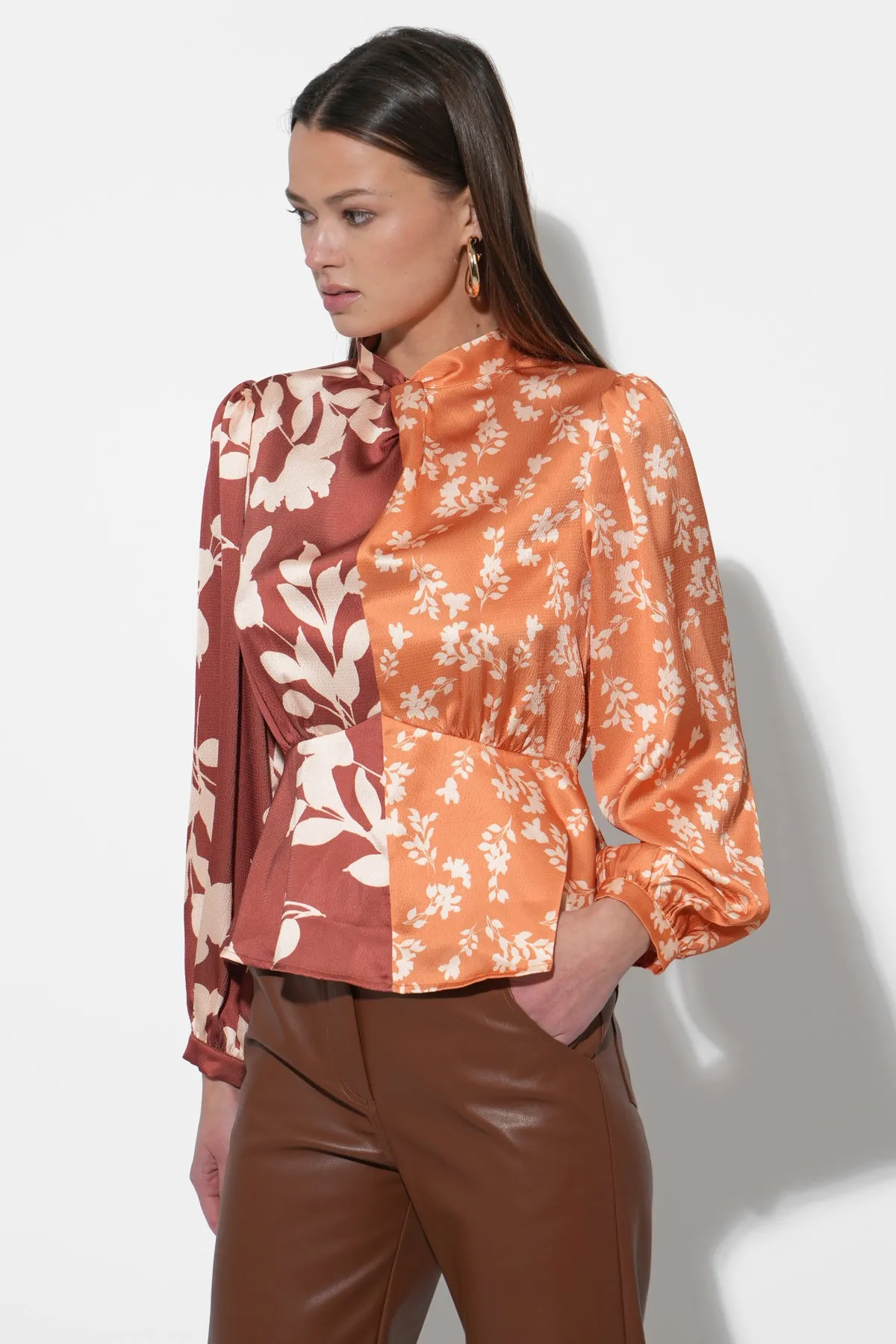 Ruiza Two Toned Mock Neck Blouse sold by Adelyn Rae product image thumbnail 3