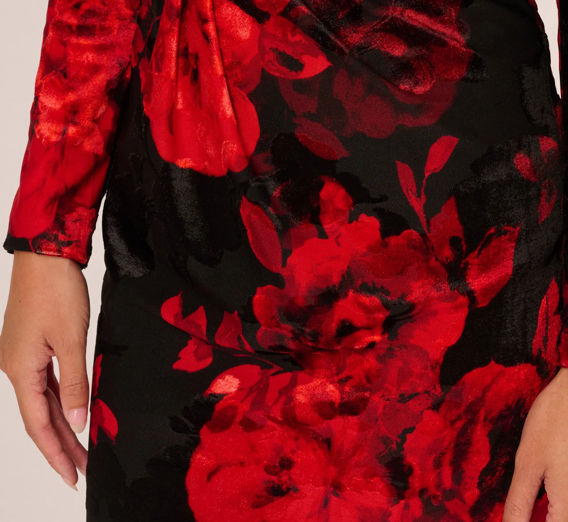 Burnout Velvet Sheath Dress In Black Red sold by Adrianna Papell product image thumbnail 5