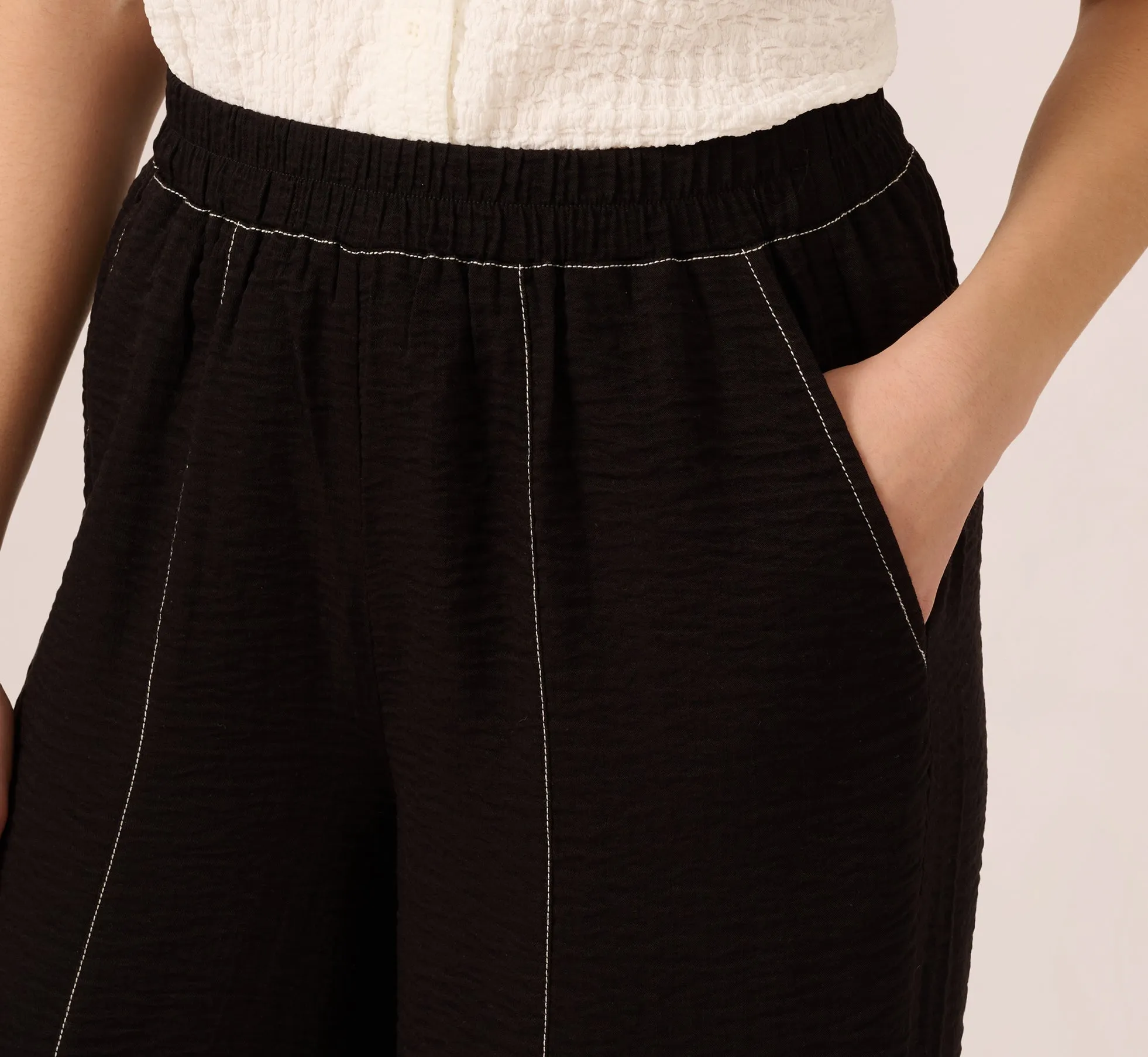 Contrast Stitching Crinkle Midi Pant In Black Ivory sold by Adrianna Papell product image thumbnail 3