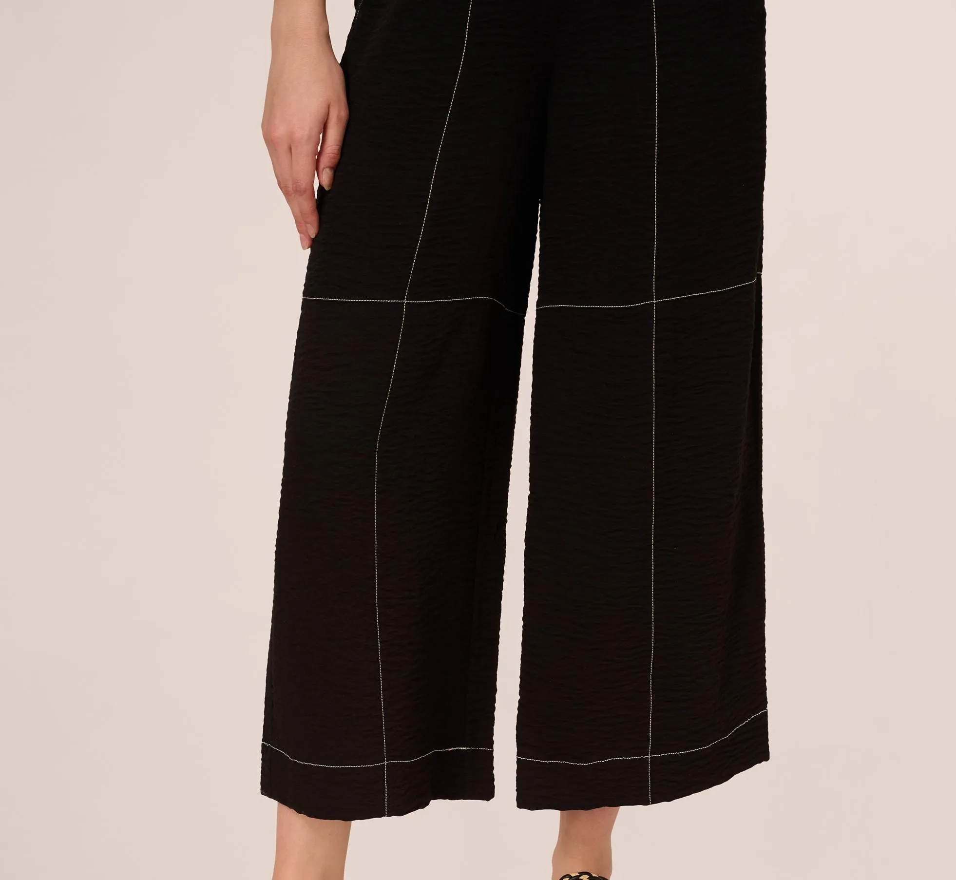 Contrast Stitching Crinkle Midi Pant In Black Ivory sold by Adrianna Papell product image thumbnail 4