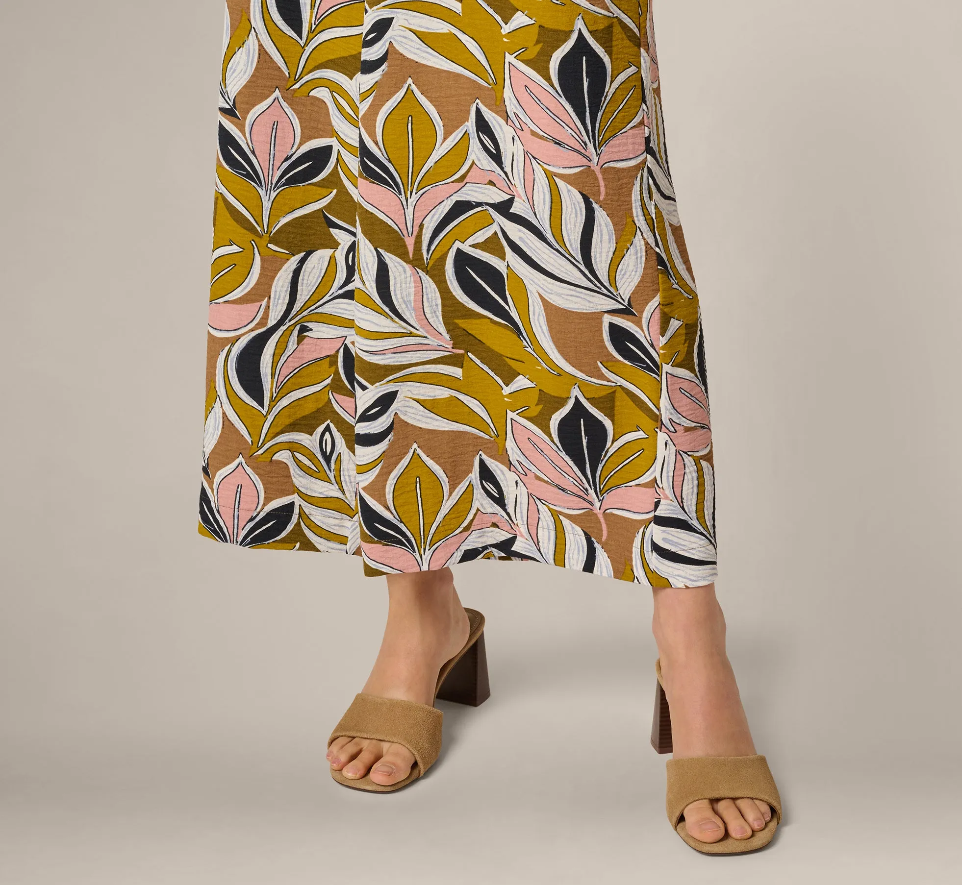 Wide Leg Rope Belt Pants In Amber Green Brushed Leaf sold by Adrianna Papell product image thumbnail 3
