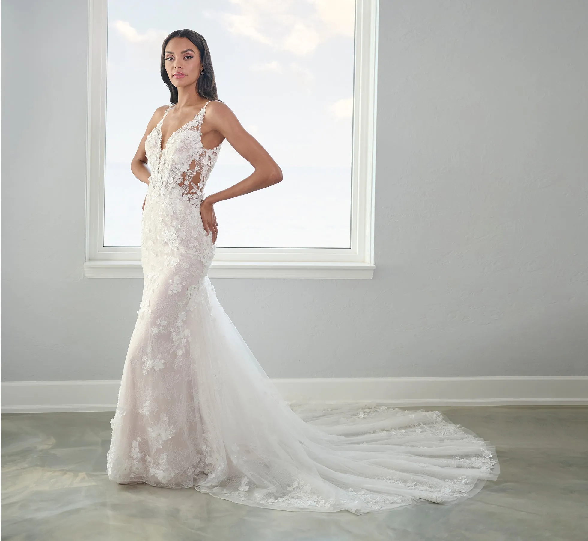 Tulle And Lace Slim Gown In Ivory French Lilac Nude sold by Adrianna Papell product image thumbnail 2