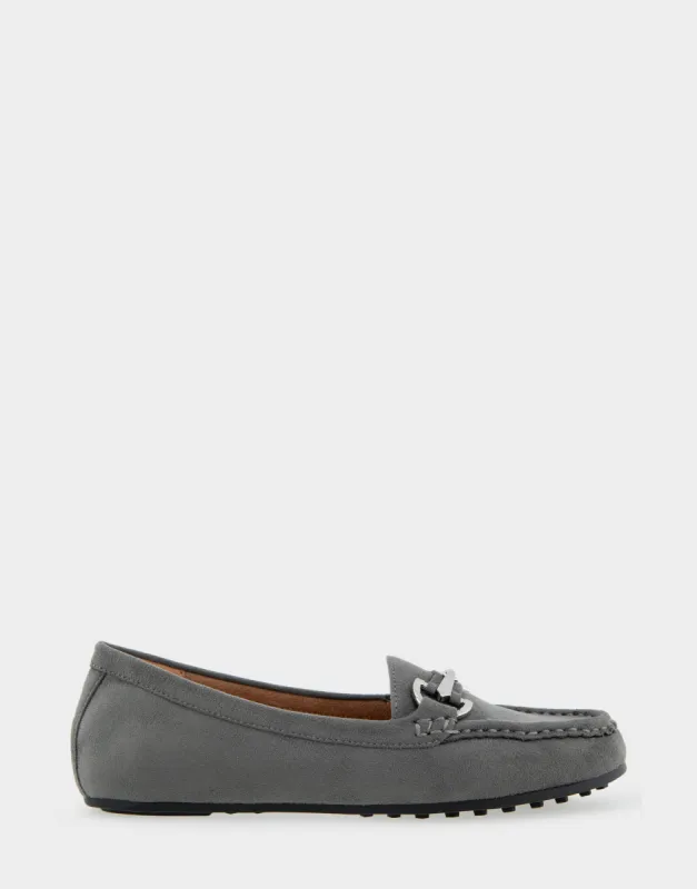 Day Drive sold by AEROSOLES