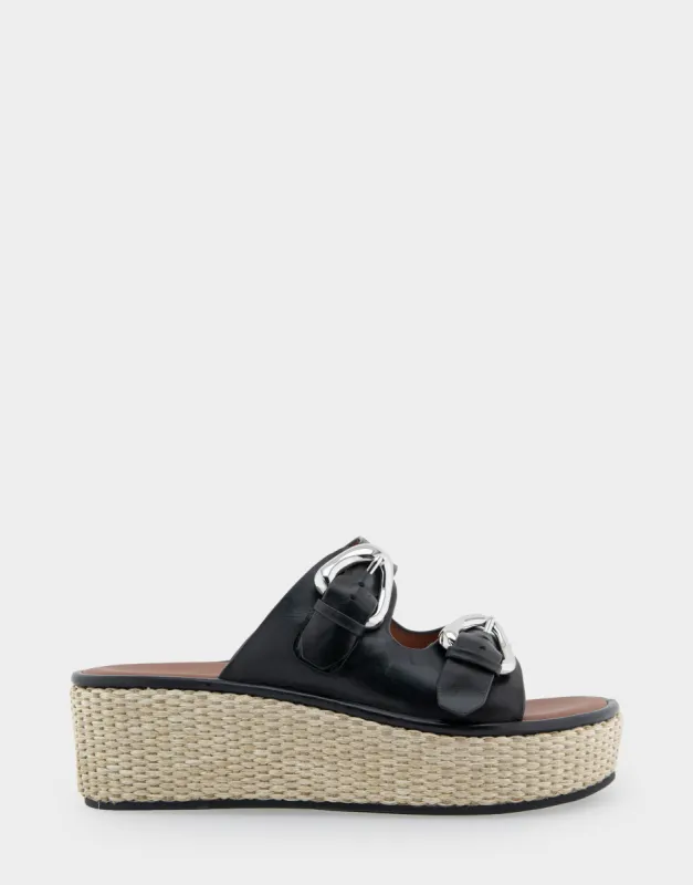 Darcy sold by AEROSOLES