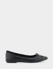 Dumas sold by AEROSOLES