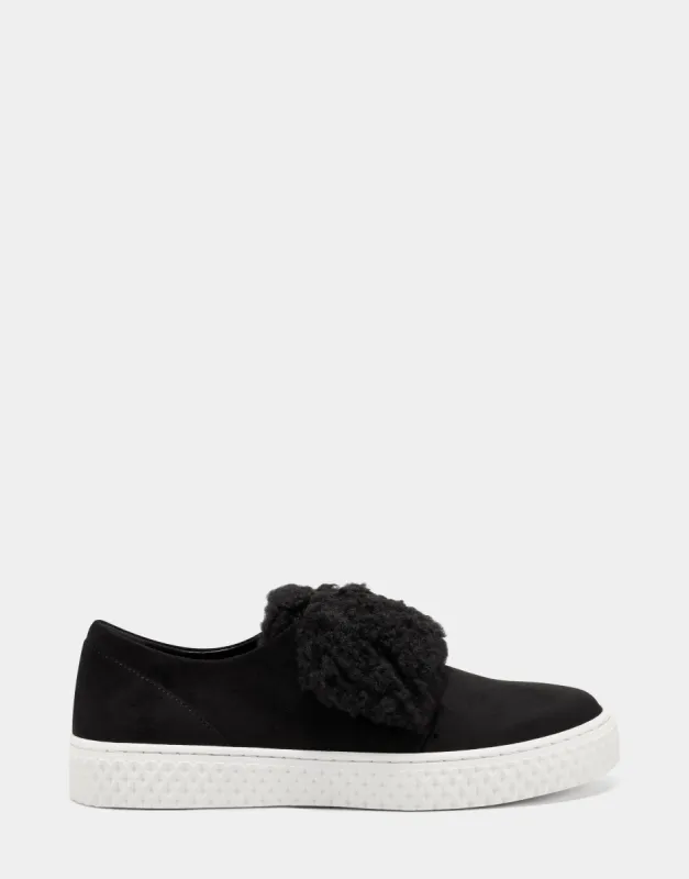Ebbie sold by AEROSOLES