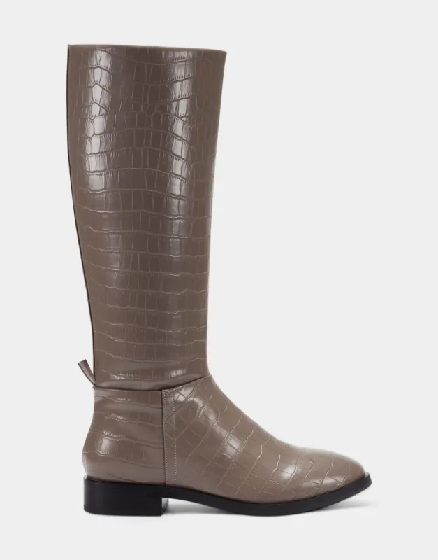 Berri sold by AEROSOLES