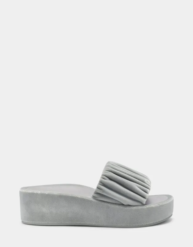 Dada Velvet sold by AEROSOLES
