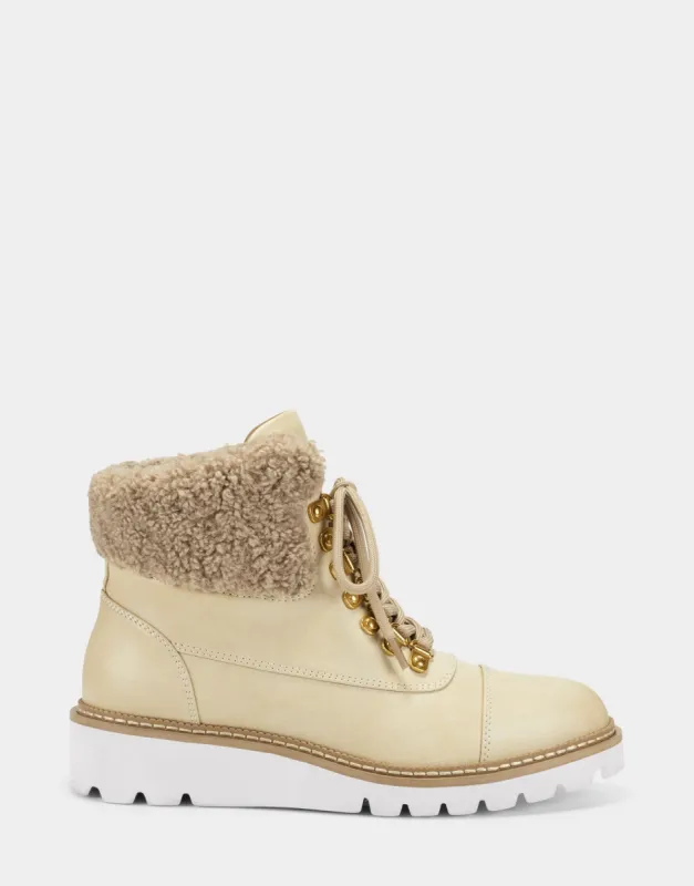 Alden sold by AEROSOLES