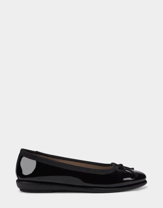 Homebet sold by AEROSOLES