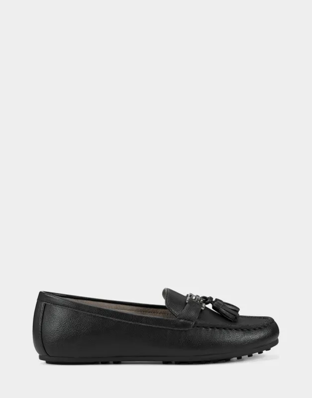 Deanna sold by AEROSOLES