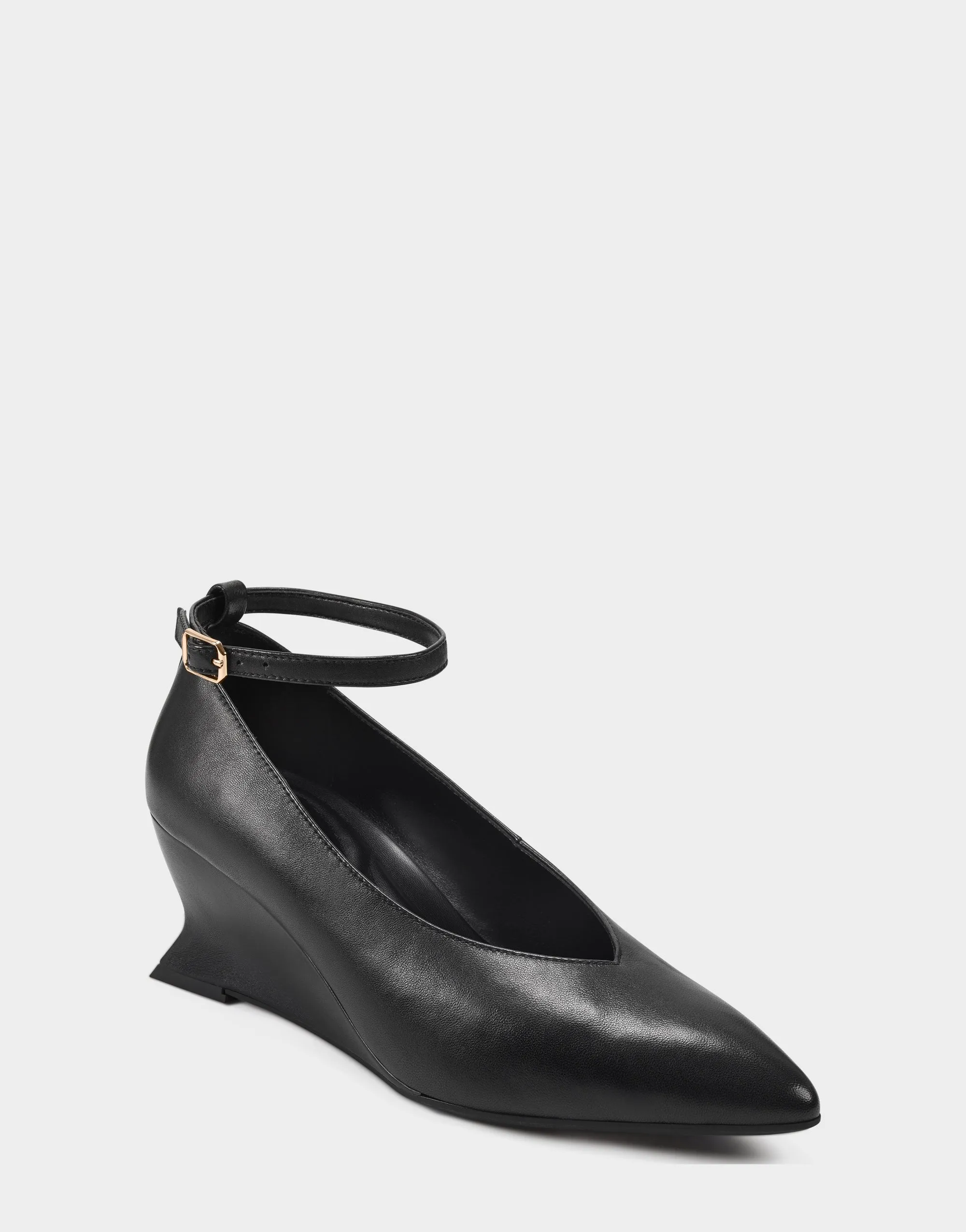 Isolda sold by AEROSOLES product image thumbnail 2