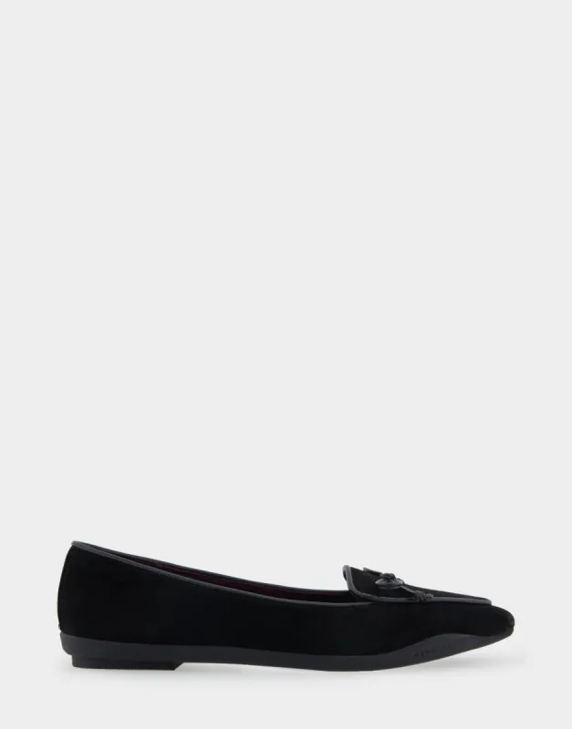 Doran sold by AEROSOLES