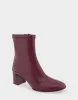 Corinda sold by AEROSOLES