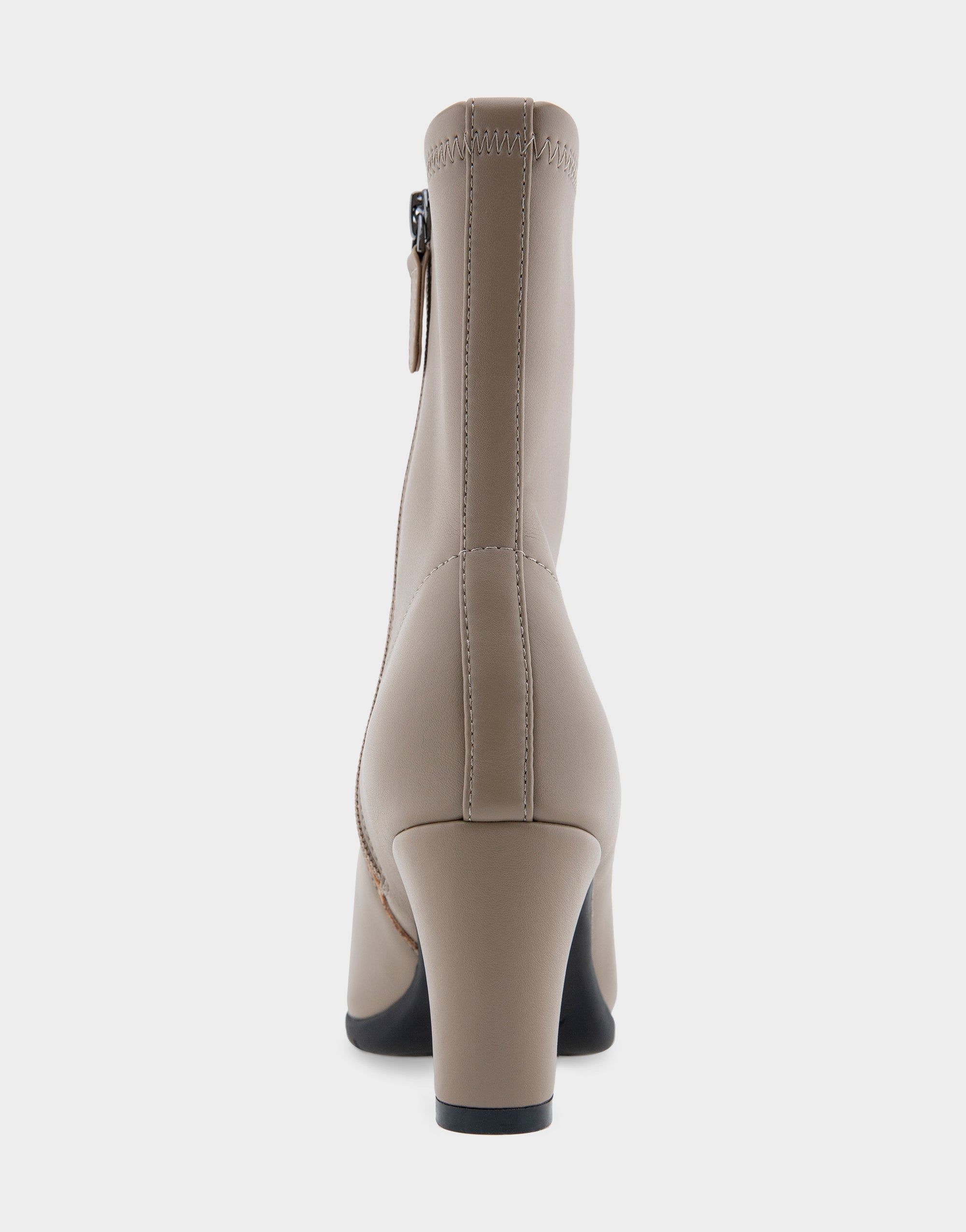 Cinnamon sold by AEROSOLES product image thumbnail 5