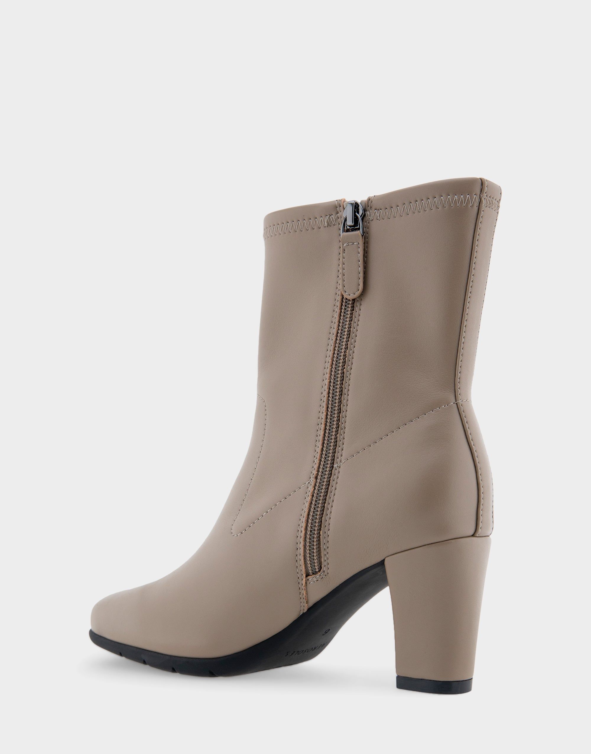 Cinnamon sold by AEROSOLES product image thumbnail 6