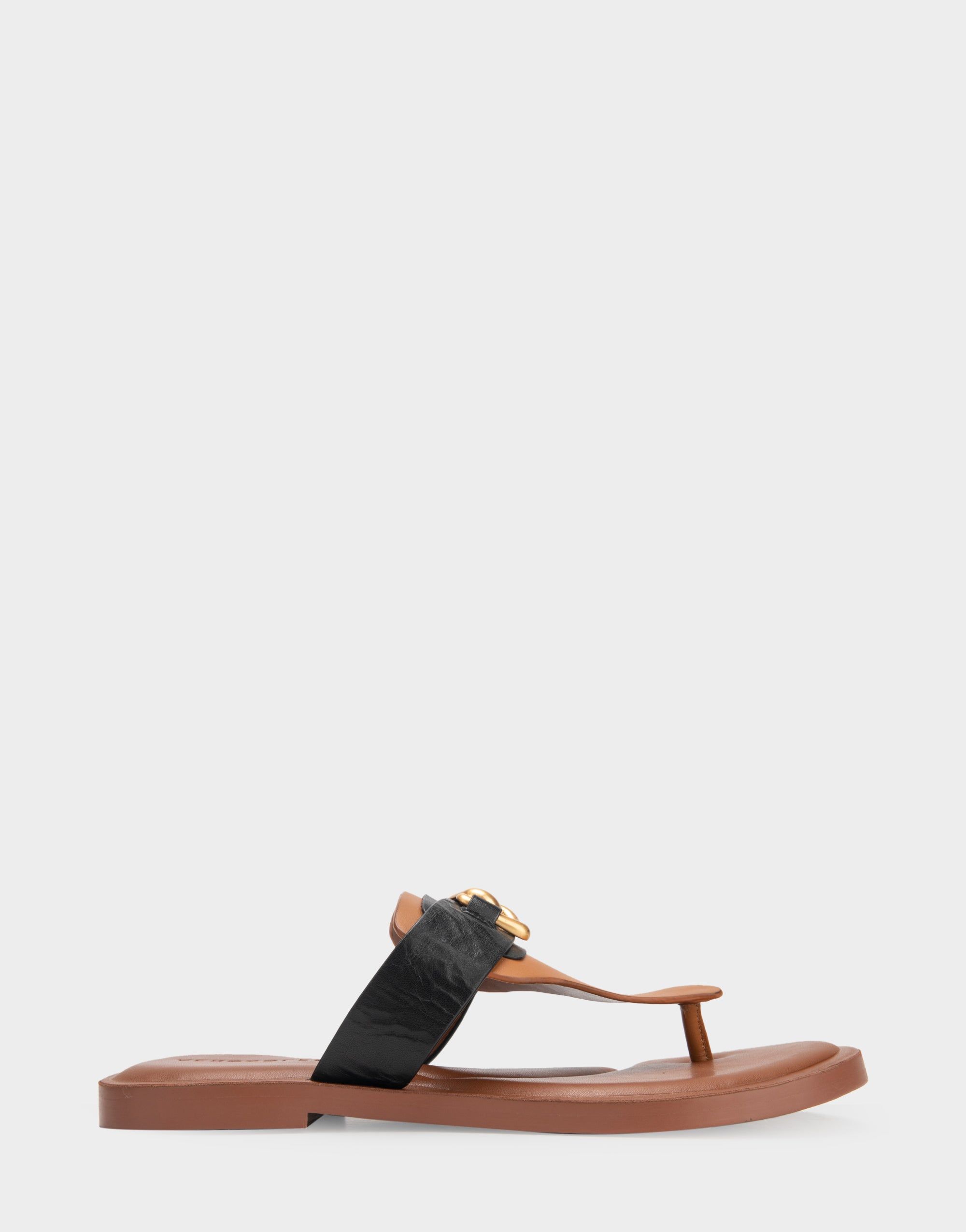 Greta sold by AEROSOLES