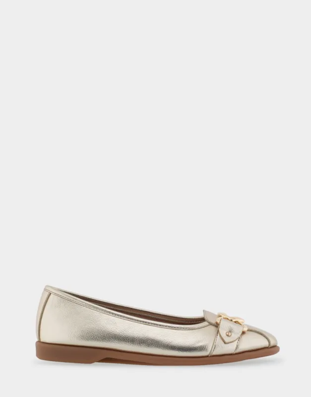 Bia sold by AEROSOLES