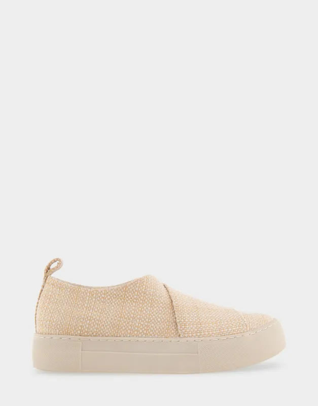 Brighton sold by AEROSOLES