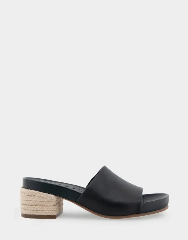 Clark sold by AEROSOLES