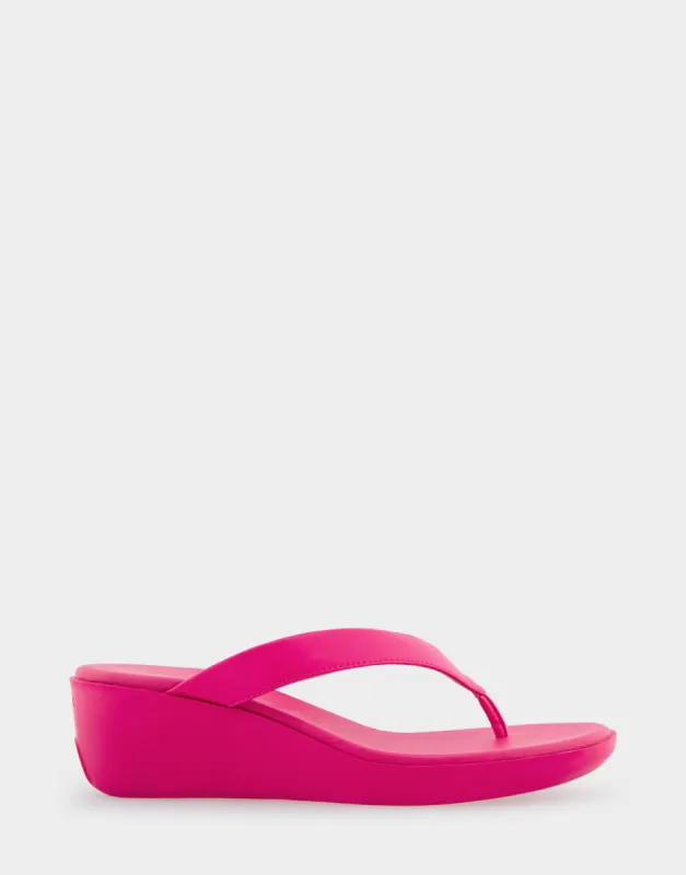 Isha sold by AEROSOLES