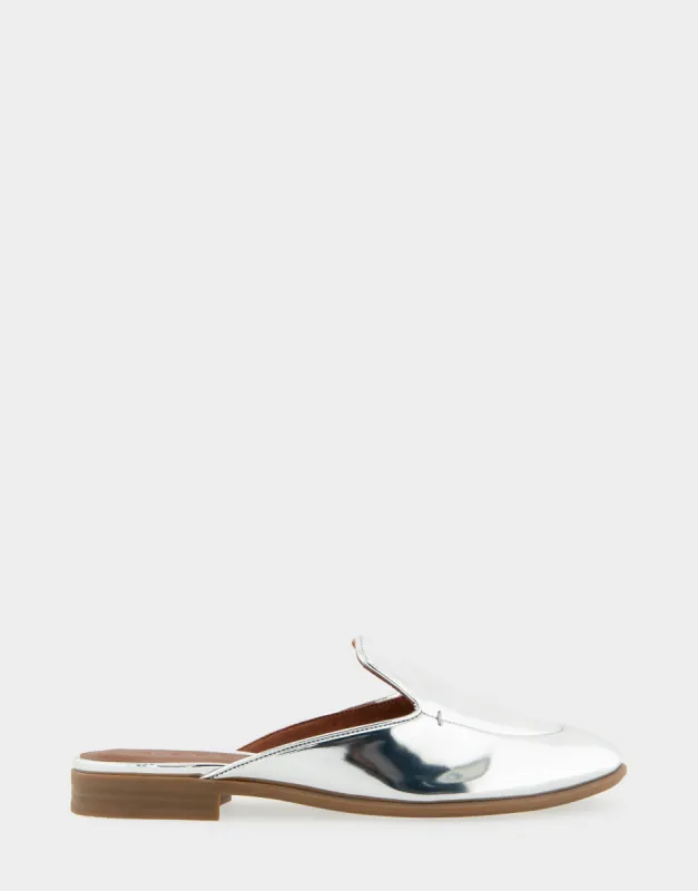 Wilda *FINAL SALE* sold by AEROSOLES