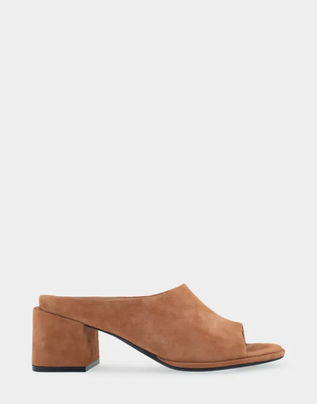Ninole sold by AEROSOLES