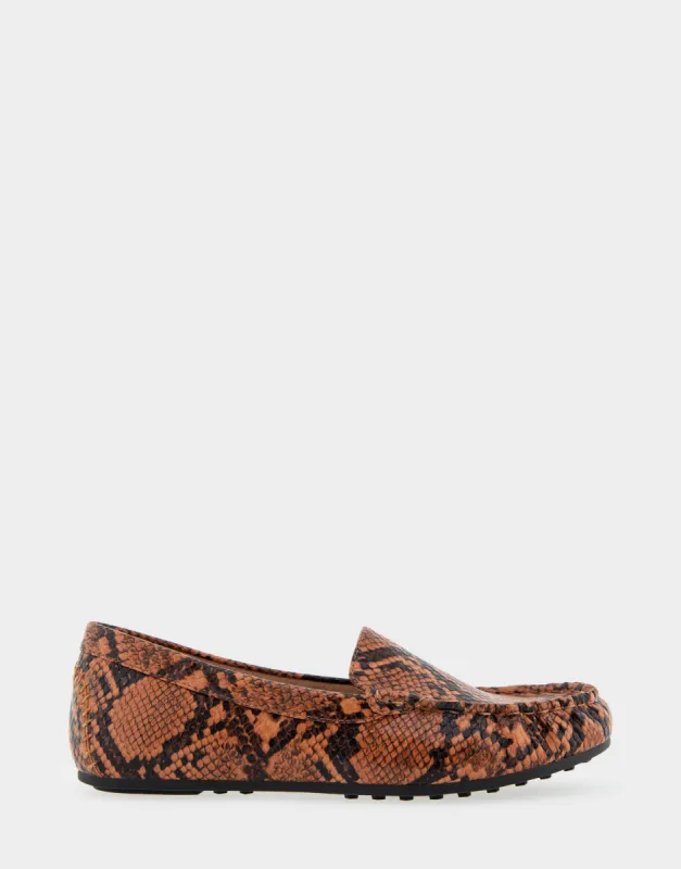 Over Drive sold by AEROSOLES