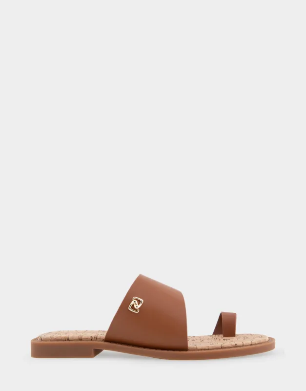 Carder made by AEROSOLES