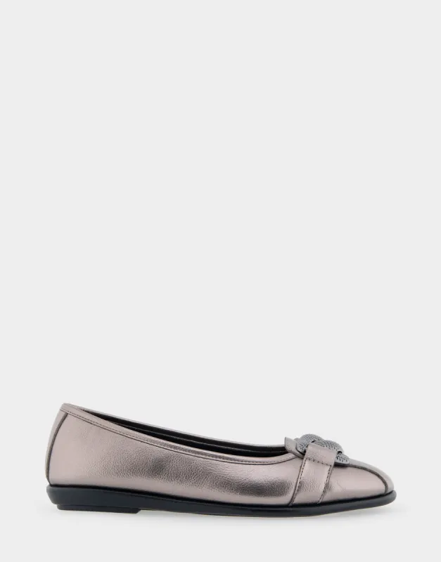 Bijoux sold by AEROSOLES