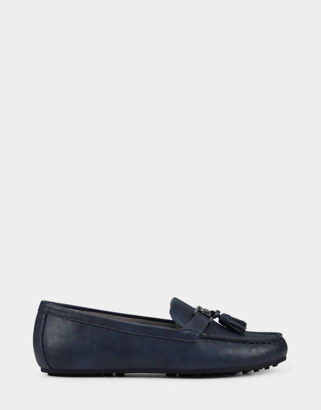 Deanna sold by AEROSOLES