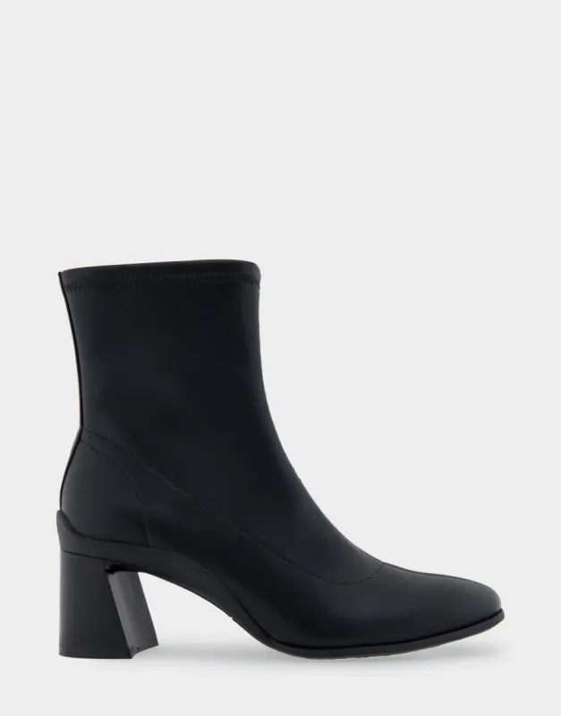 Corinda *FINAL SALE* sold by AEROSOLES
