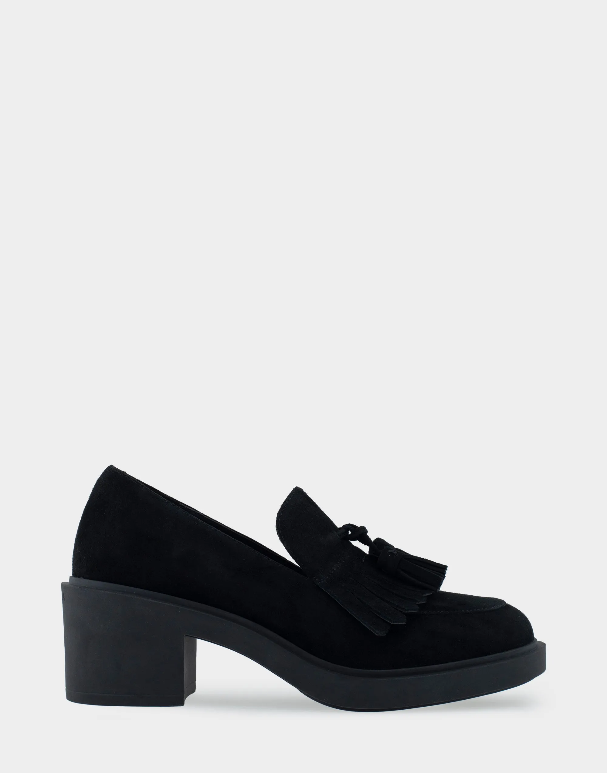 Gibes sold by AEROSOLES